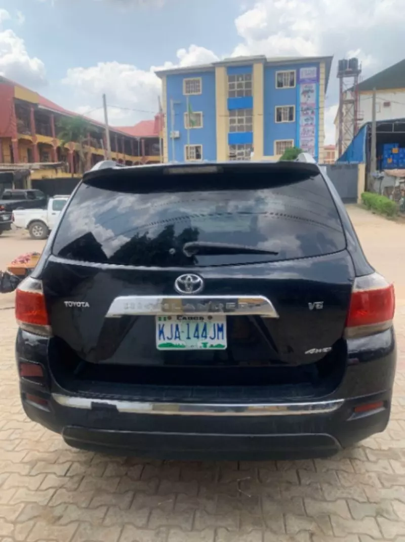 Toyota Highlander   - 2008