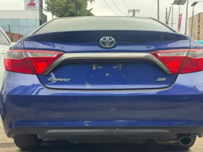 TOYOTA Camry   - 2016