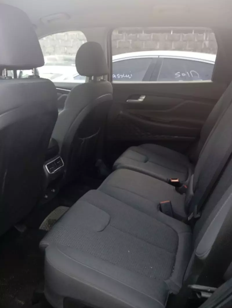 Hyundai Santa Fe   - 2021
