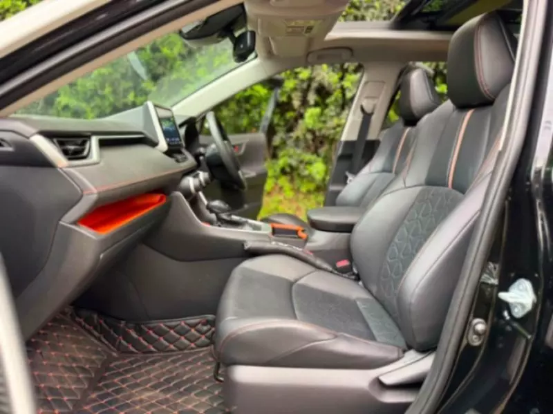TOYOTA RAV 4   - 2020