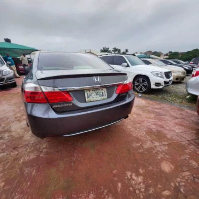 Honda Accord   - 2013