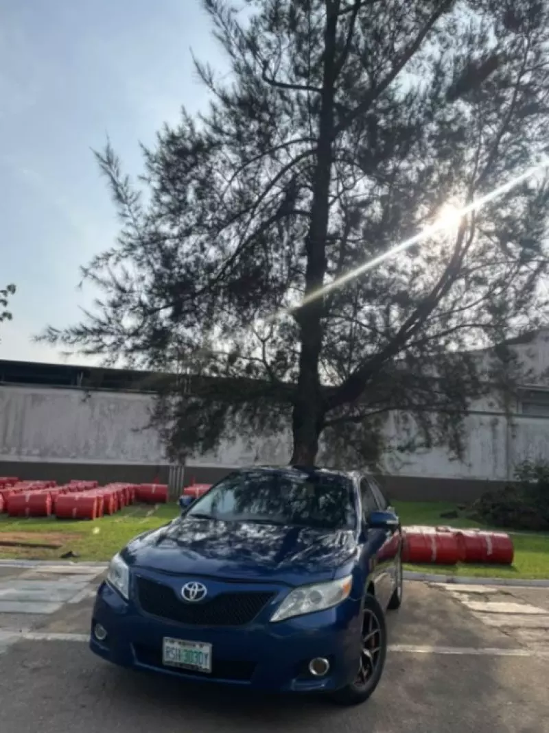 TOYOTA camry   - 2010