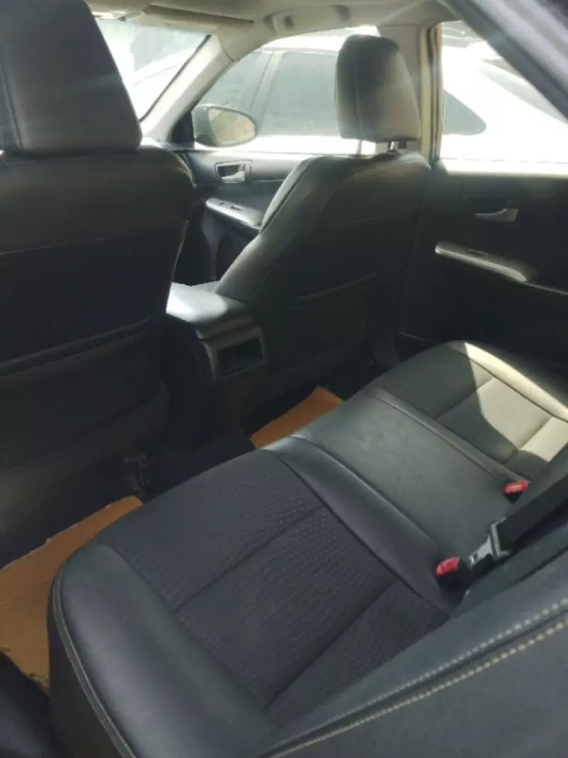 TOYOTA Camry - 2014