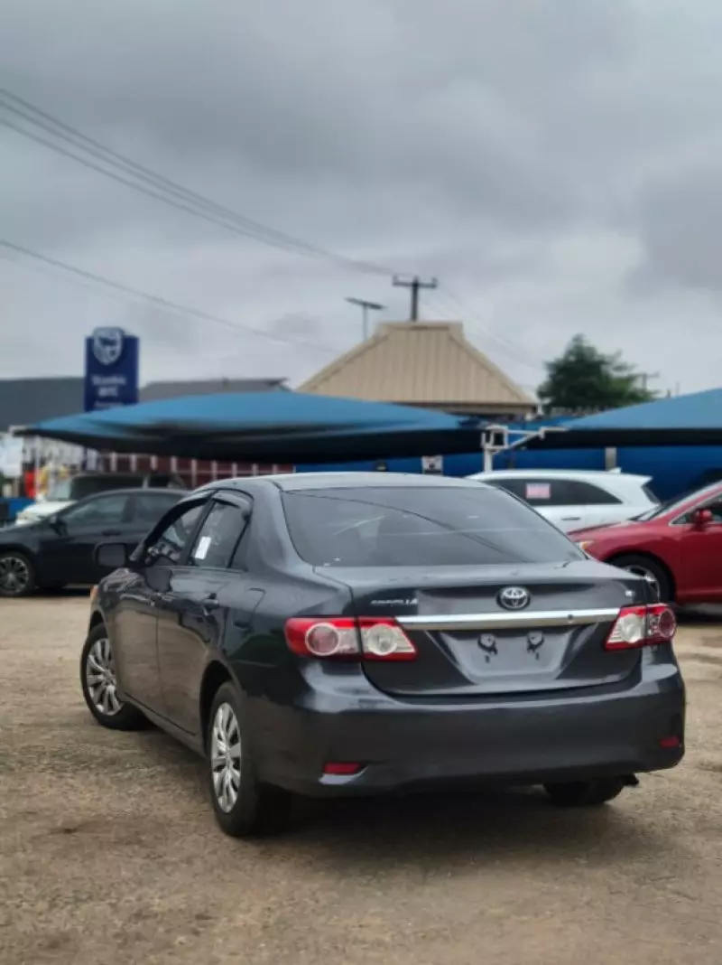 TOYOTA Corolla   - 2012