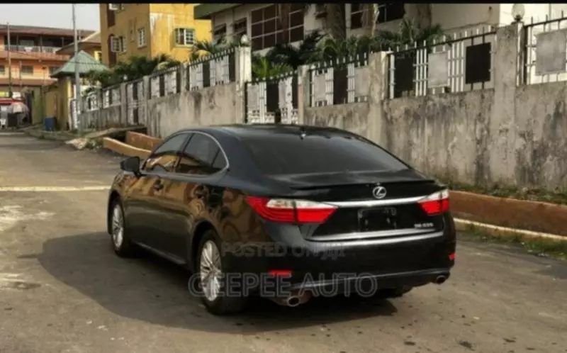 Lexus ES 350   - 2014
