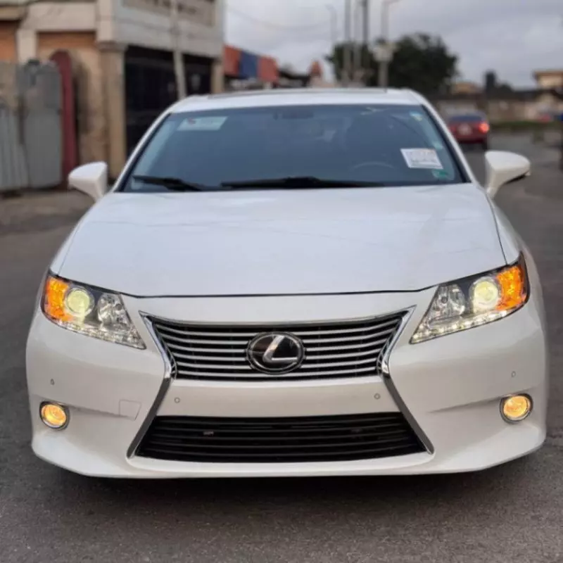 Lexus ES 350   - 2013