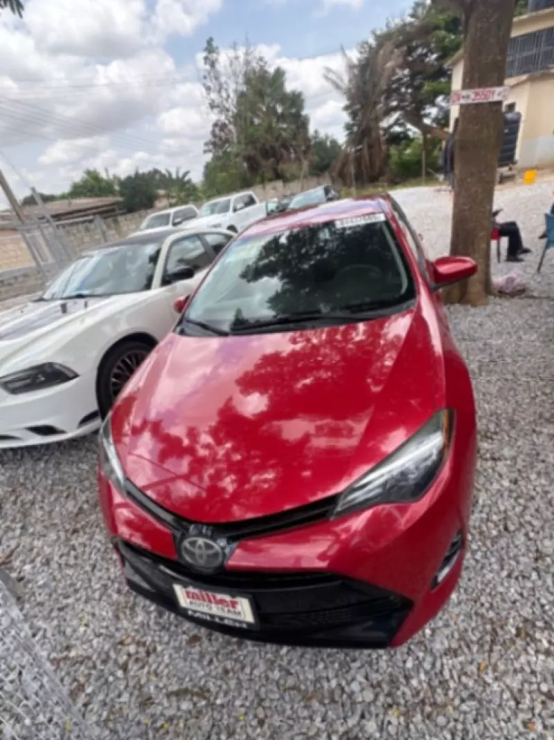 Toyota Corolla   - 2018