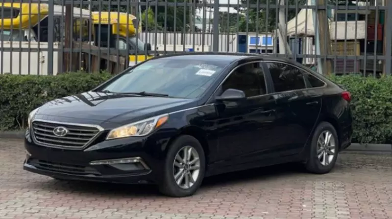 Hyundai Sonata   - 2015