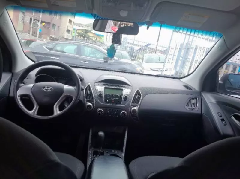 Hyundai Tucson   - 2011