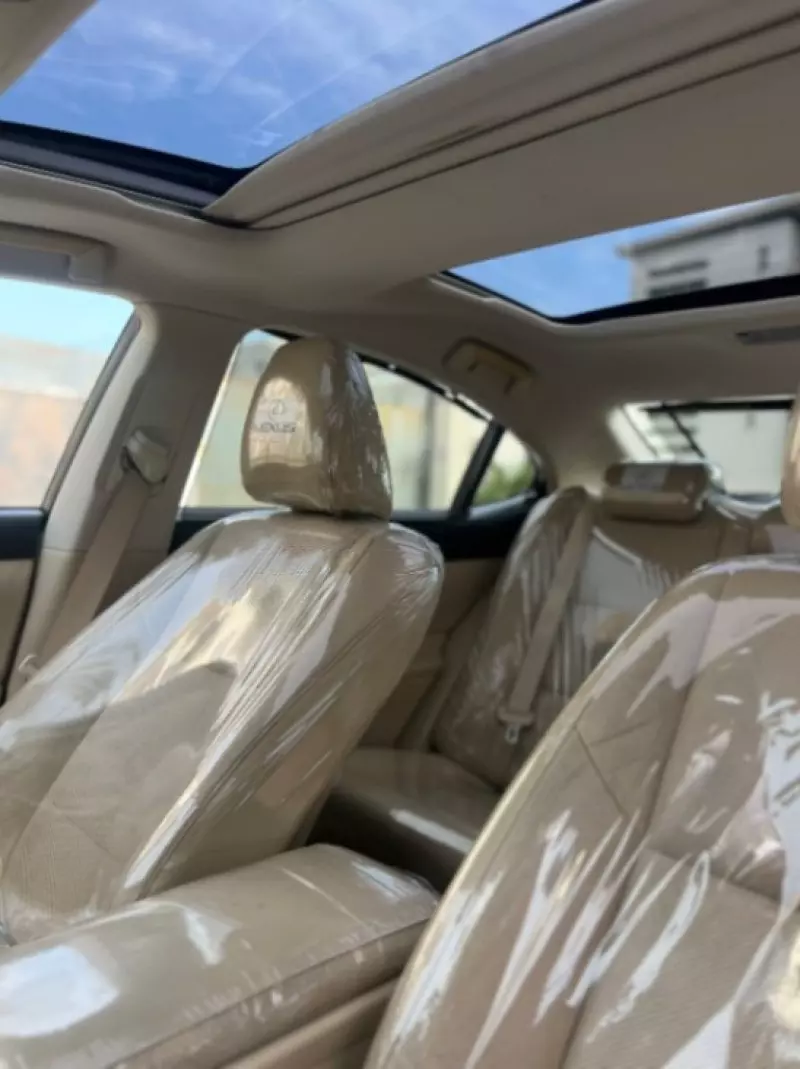 Lexus ES 330   - 2013