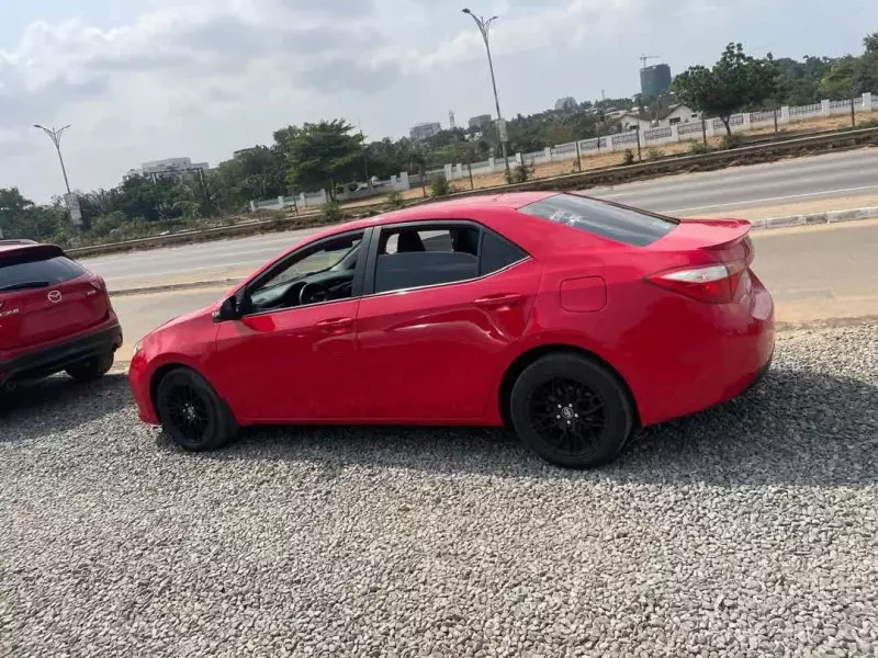 Toyota Corolla   - 2015