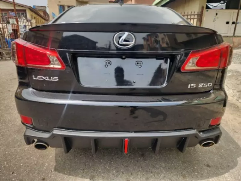 Lexus IS 250   - 2010