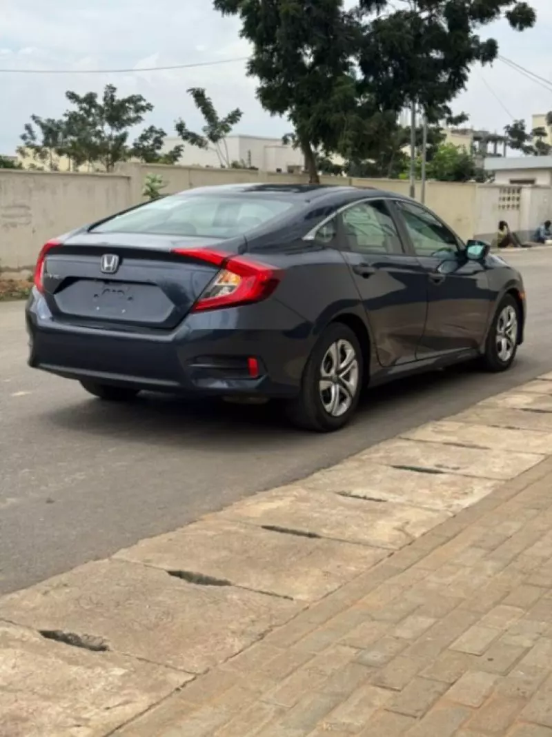 Honda Civic   - 2022