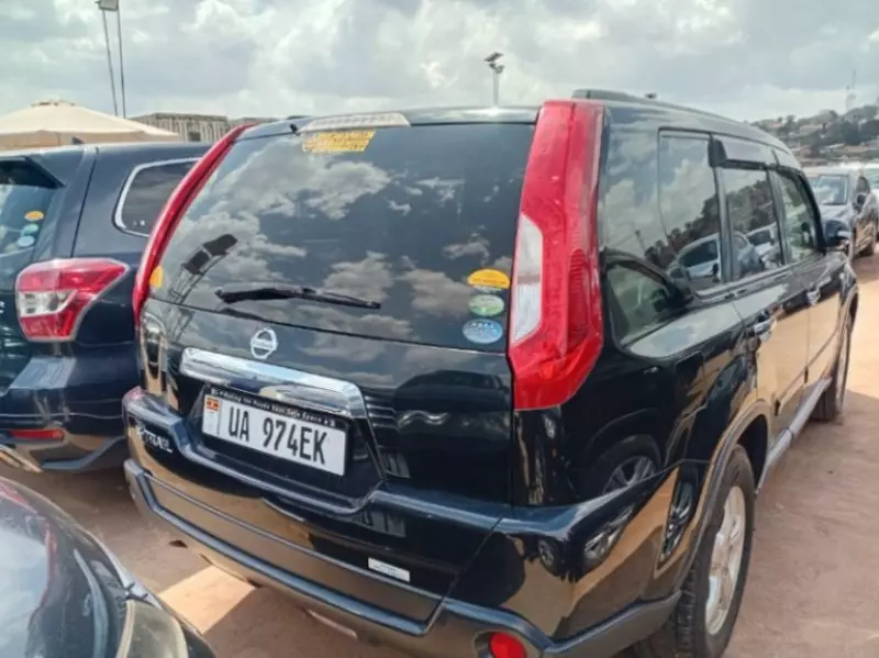 Nissan X-Trail   - 2011