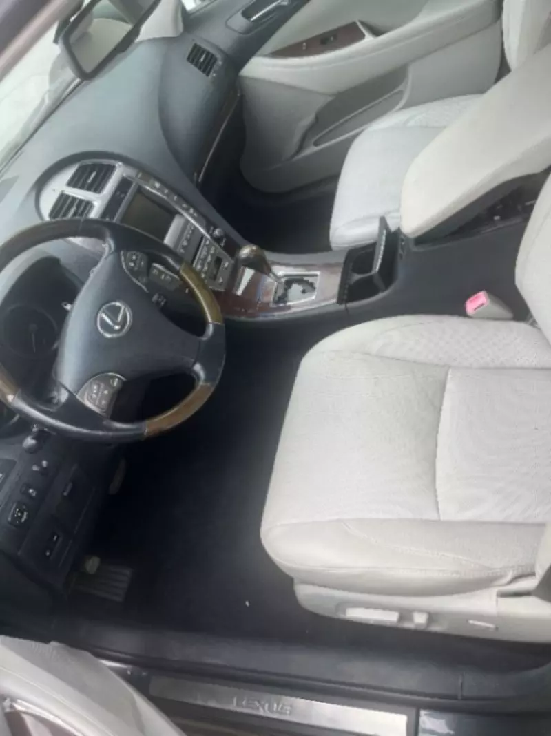 Lexus ES   - 2010