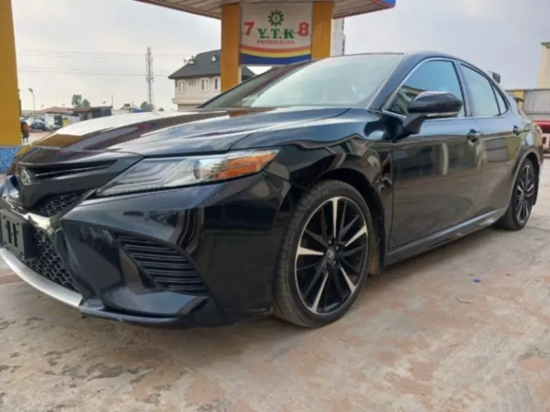 TOYOTA Camry   - 2018