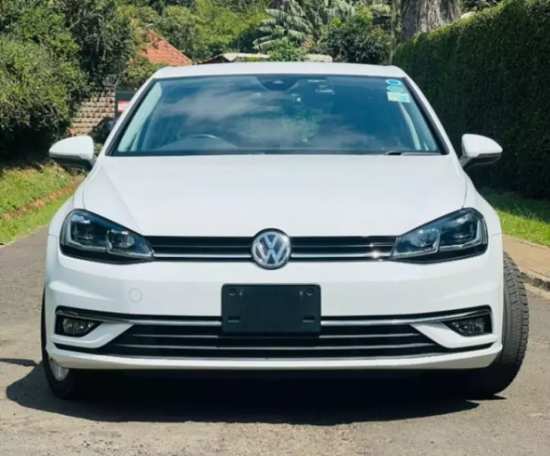 VOLKSWAGEN polo sedadan trend  ba ess   - 2018