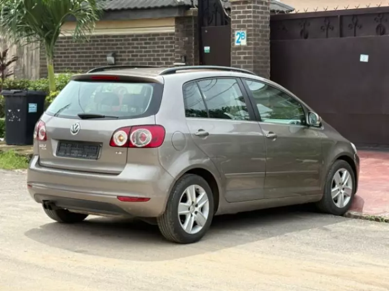 Volkswagen Golf Plus   - 2010