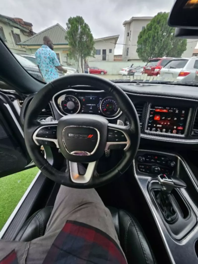 Dodge Challenger   - 2018