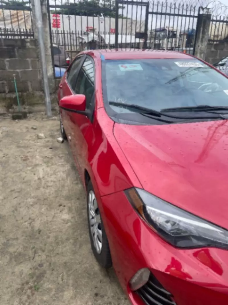 Toyota Corolla   - 2018
