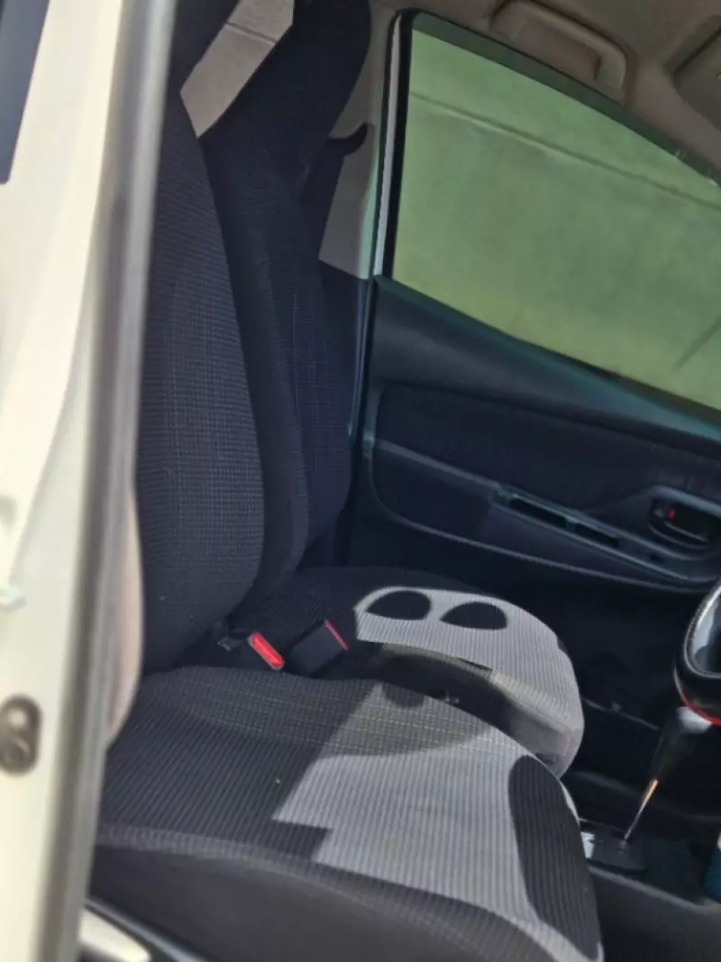 TOYOTA Vitz   - 2018
