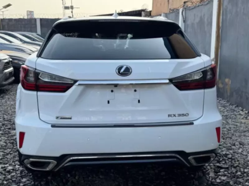 Lexus RX - 2019