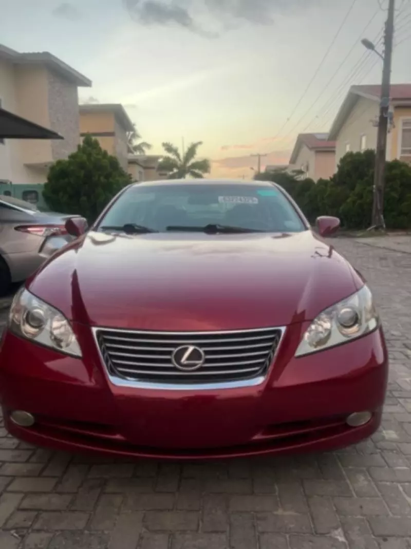 Lexus ES   - 2009