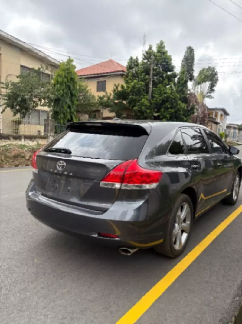 TOYOTA Venza   - 2009