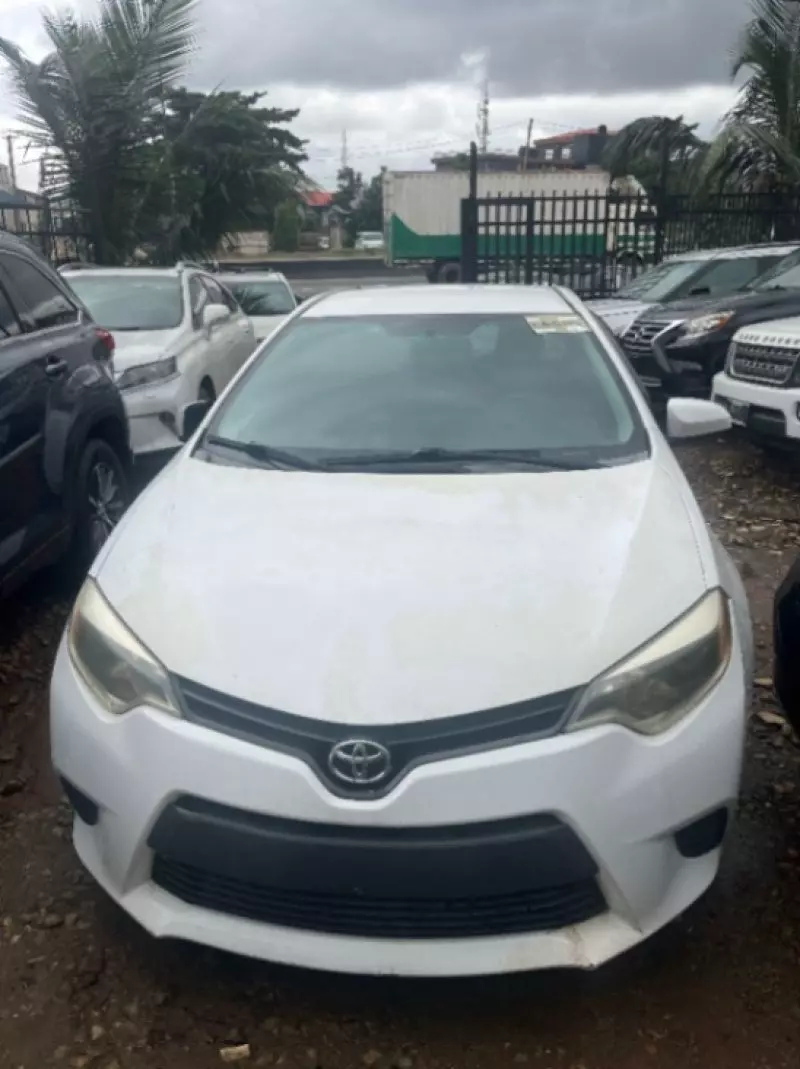TOYOTA Corolla   - 2014