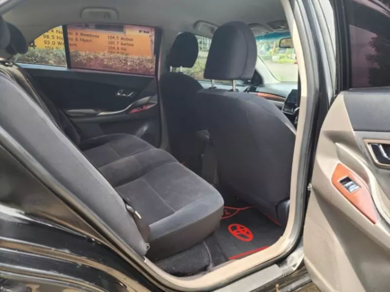 Toyota Allion    - 2013
