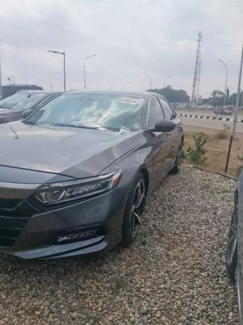 Honda Accord   - 2020