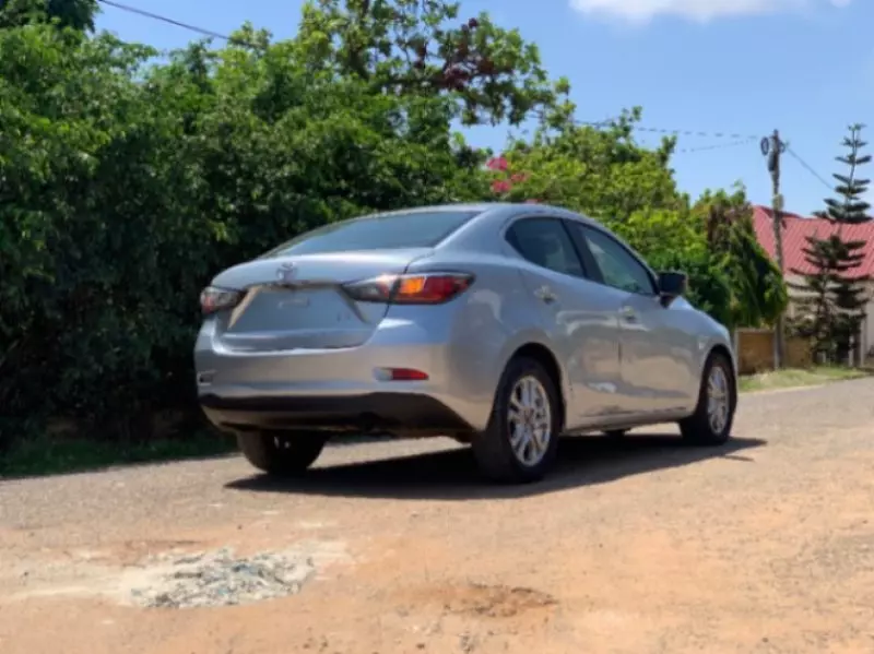 Toyota Yaris iA   - 2018