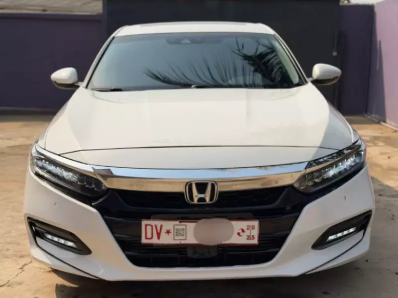 Honda Accord   - 2019