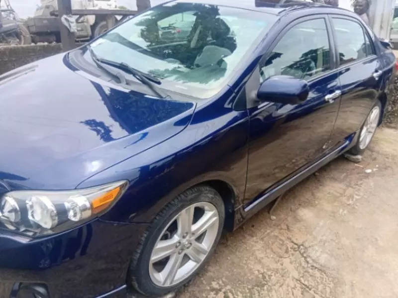 TOYOTA Corolla   - 2013