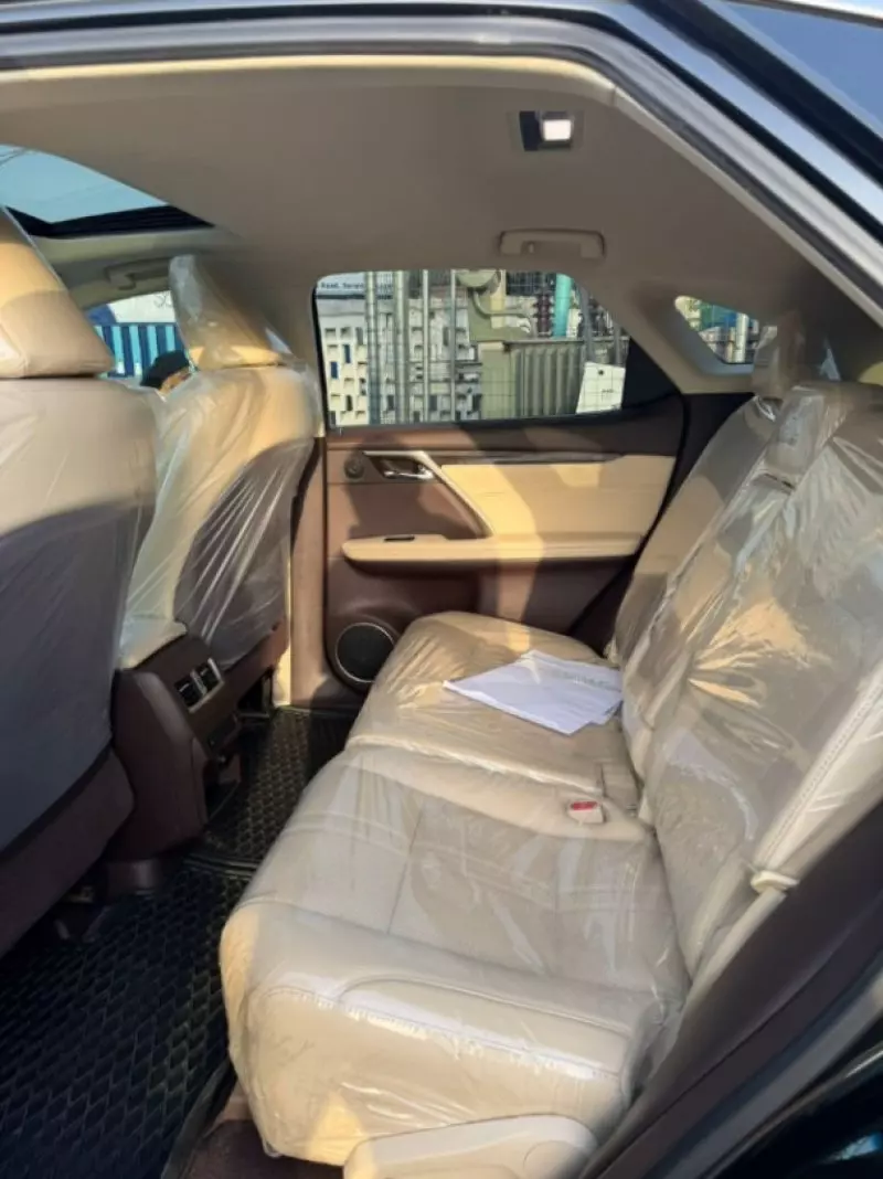 Lexus RX   - 2017