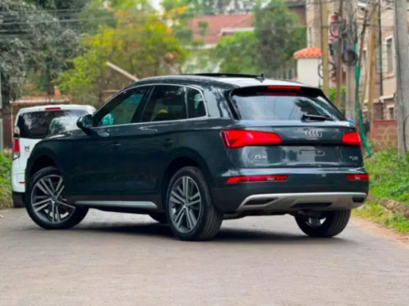 Audi Q5   - 2019