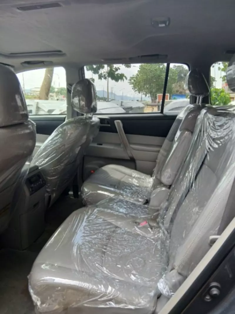 Toyota Highlander   - 2009