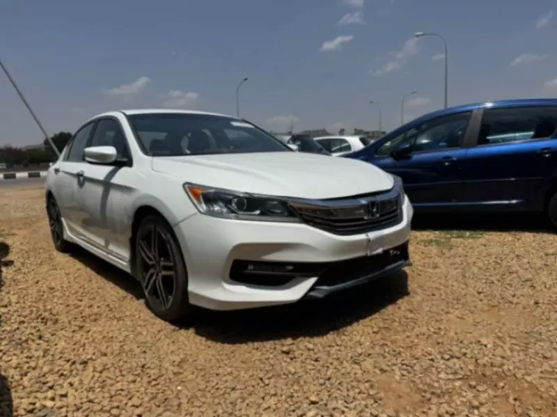 Honda Accord - 2016