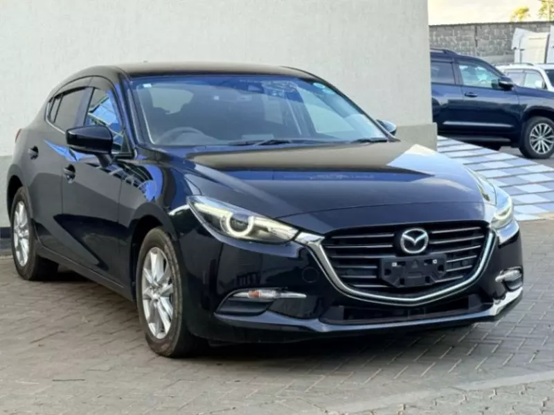 Mazda Axela    - 2018