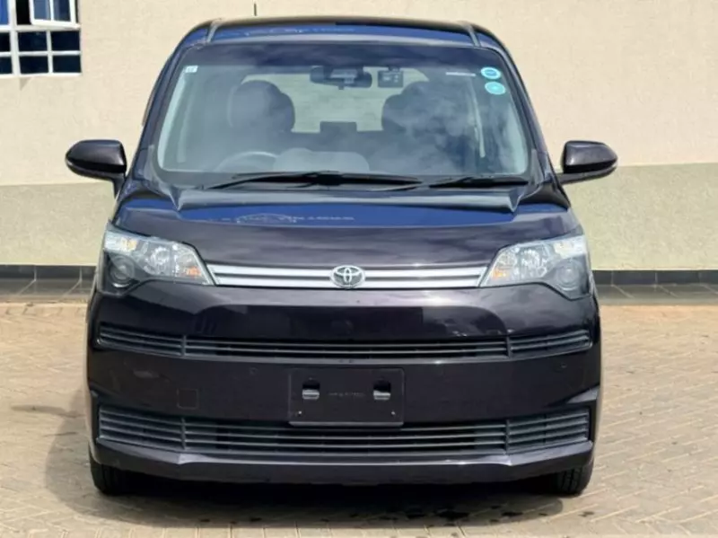 Toyota Spade - 2019