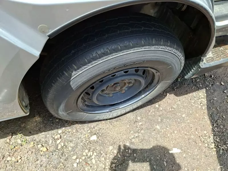 Toyota Hiace   - 2013