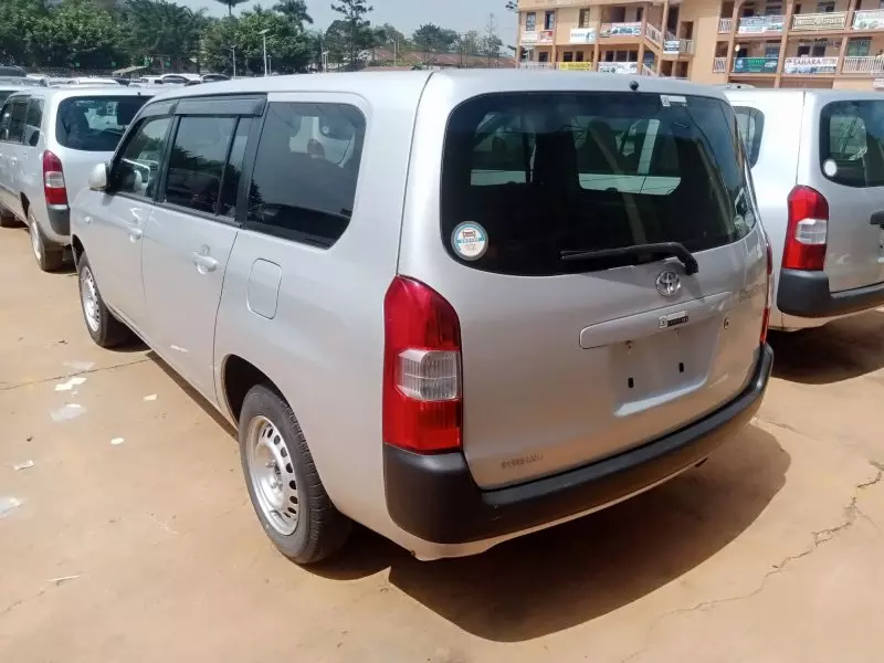 Toyota Probox    - 2016
