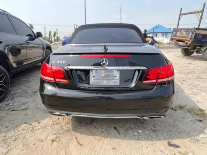 Mercedes-Benz E350   - 2014