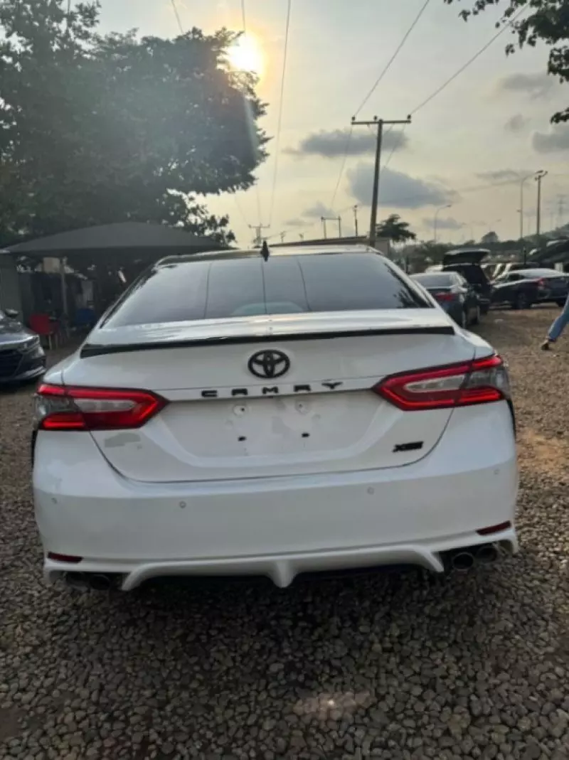 TOYOTA Camry   - 2019