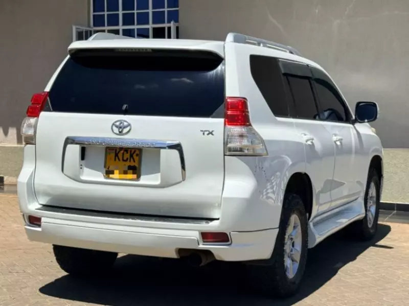 Toyota Landcruiser prado TX   - 2010