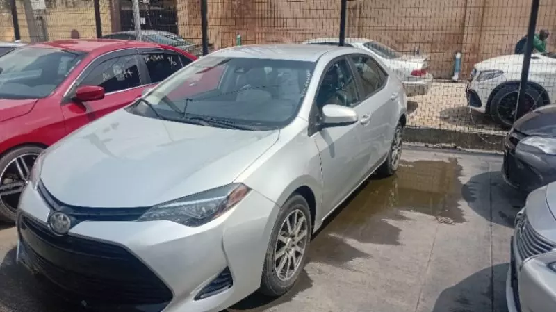 Toyota Corolla   - 2017