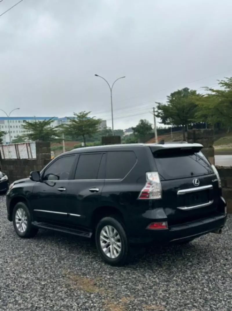 Lexus GX 460   - 2017