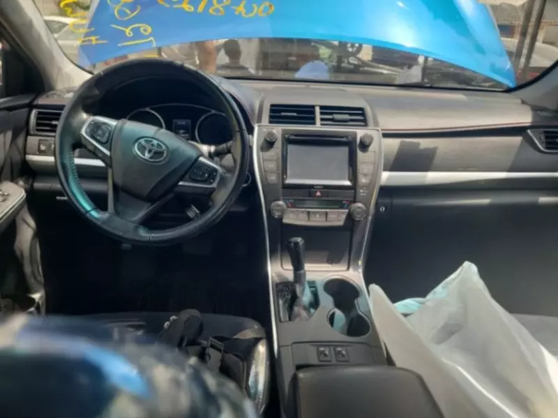Toyota Camry   - 2017