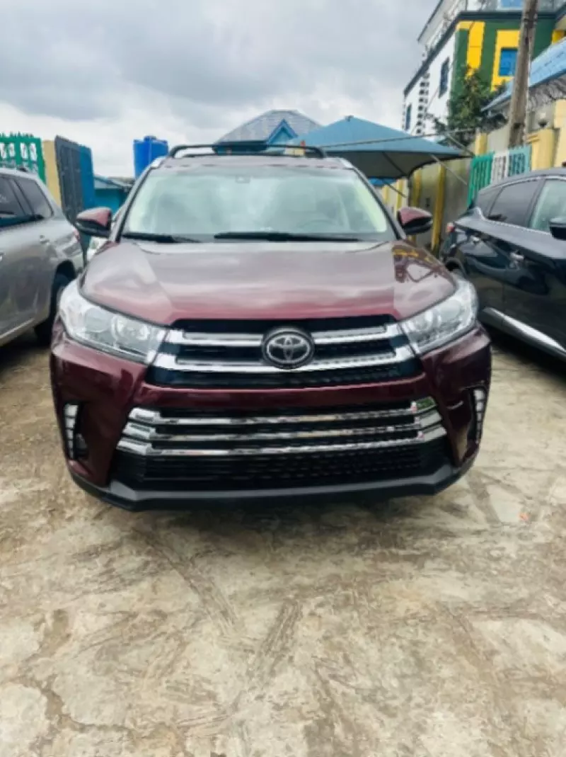 TOYOTA Highlander   - 2017