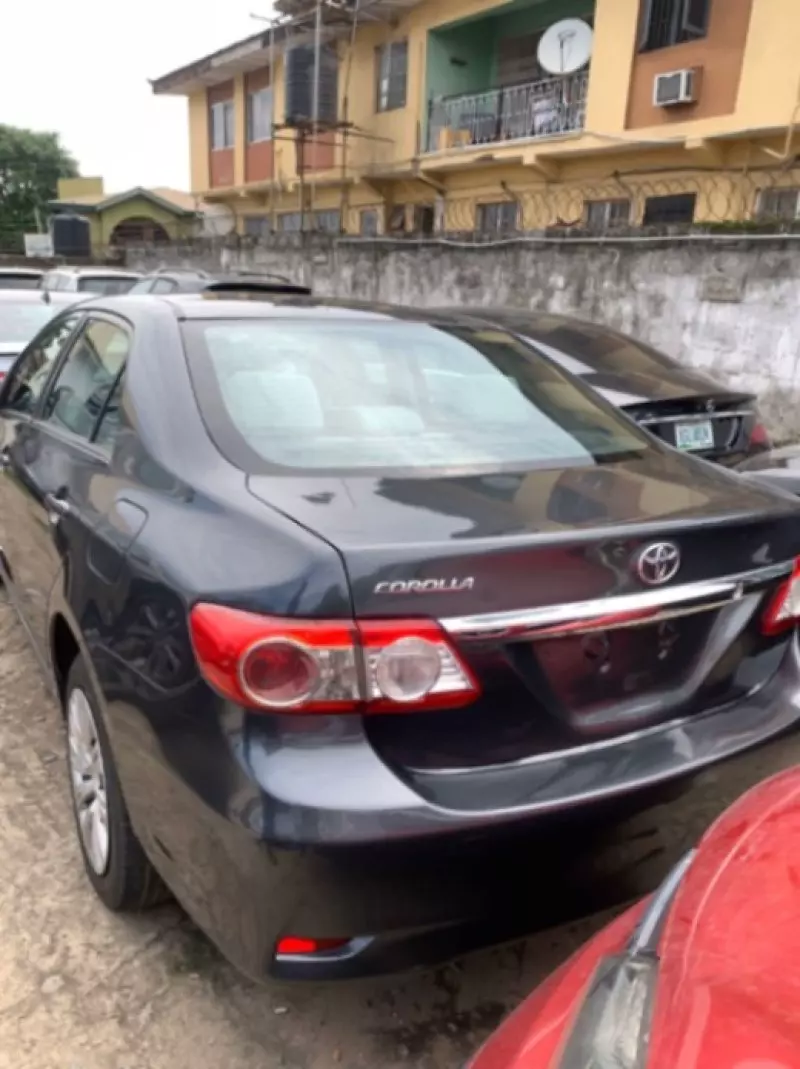 Toyota Corolla   - 2013
